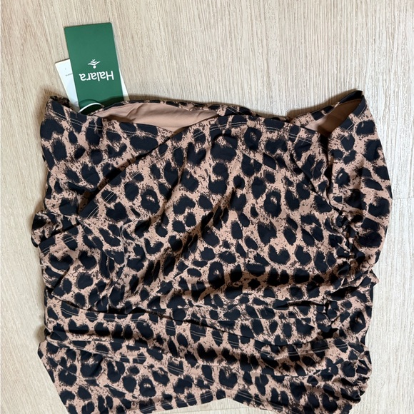 Halara Bundle - Picture 4 of 10